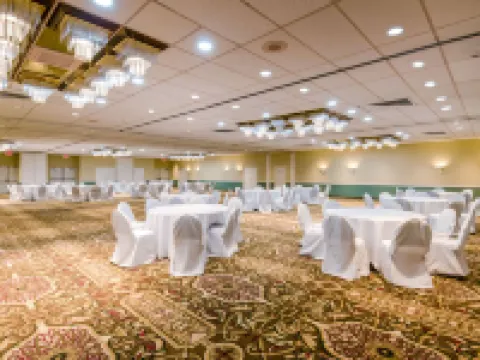 Quality Inn Roanoke Airport Hotels in Roanoke