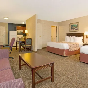 Hawthorn Extended Stay by Wyndham Cincinnati/Sharonville