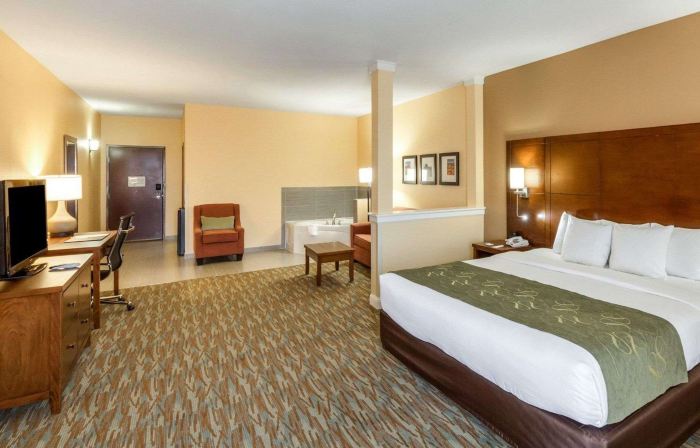 Comfort Suites Cotulla Near I-35