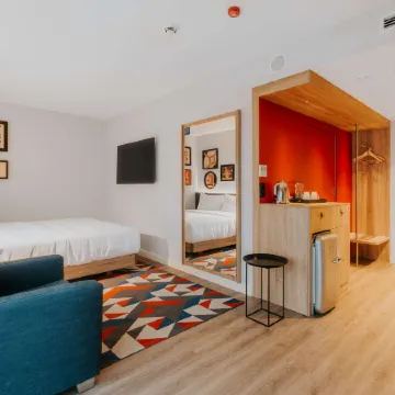 Hampton by Hilton Warsaw Reduta Отели рядом с достопримечательностью «Влохи»