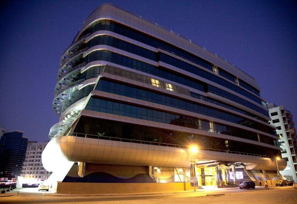 Grand Excelsior Hotel Al Barsha - Housity