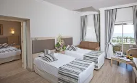Crystal Tat Beach Golf Resort & Spa - Ultimate All Inclusive Hotels in Kadriye Mahallesi