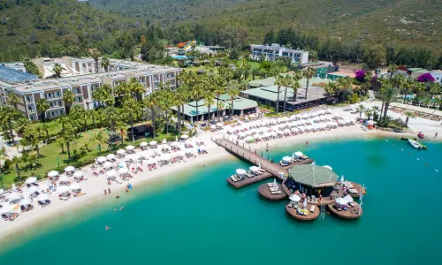 Green Bay Resort & Spa