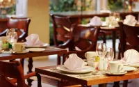 KoenoKoeni Boutique Hotel Hotels in Parongpong