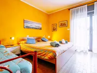 Deval Hotels in Calceranica al Lago