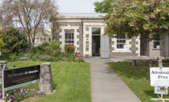 Asure Scenic Route Motor Lodge - Housity