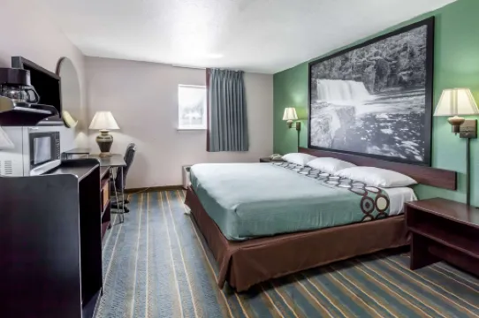 Super 8 by Wyndham Chickasha Các khách sạn ở Chickasha