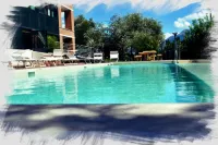 Hostellerie du Cheval Blanc - piscine