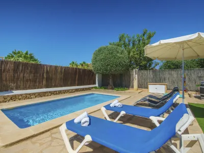 Frijoles Hoteles cerca de Platja Des Trenc