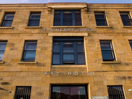 The Henry Jones Art Hotel