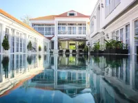 White Boutique Hotel and Residences Hotel a Sihanoukville