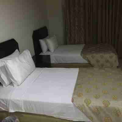 Grand Regency Hotel Rooms