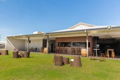 Merinda Village Hotel Hotels near Dog-off-leash Beach