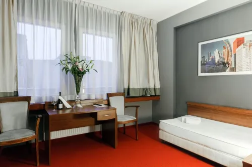 M Hotel - Pools
