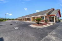 Econo Lodge Hotels in Santee