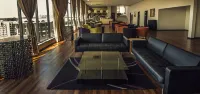 Sky Hotel - bar