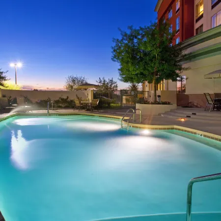 Holiday Inn & Suites PHOENIX AIRPORT by IHG