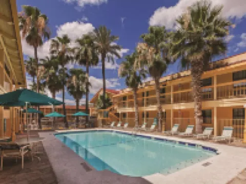 La Quinta Inn by Wyndham Laredo I-35 Hotel di Laredo