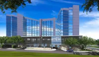 Hampton Inn & Suites Teaneck Glenpointe Hotels near DSW Designer Shoe Warehouse