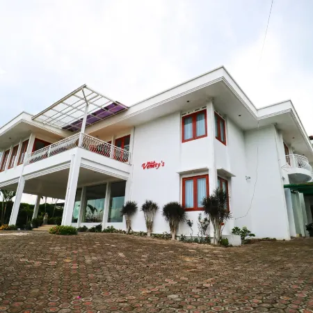 Villa Venety's Lembang by Bwb