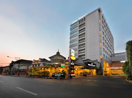 Gino Feruci Kebon Jati by Kagum Hotels Отели в г. Andir