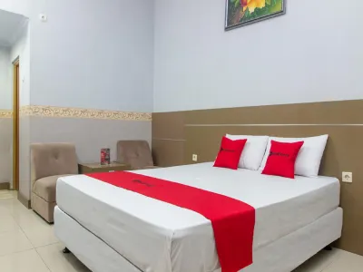 RedDoorz Near Goa Panggung Hôtels à : Pangandaran