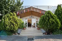 Bare Hill Holiday Village Hôtels à : Karavás