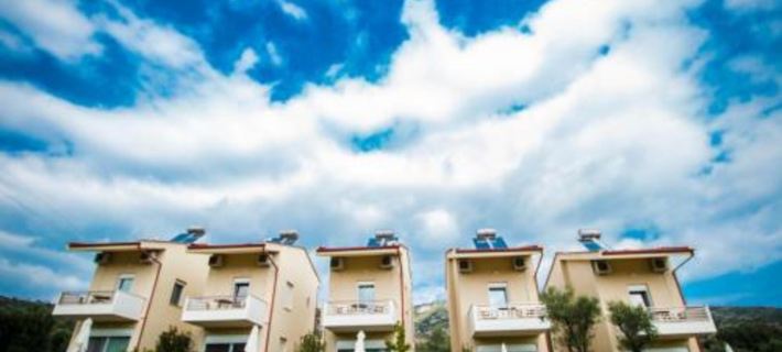 Parea Kalamitsi Hotels in Toroni