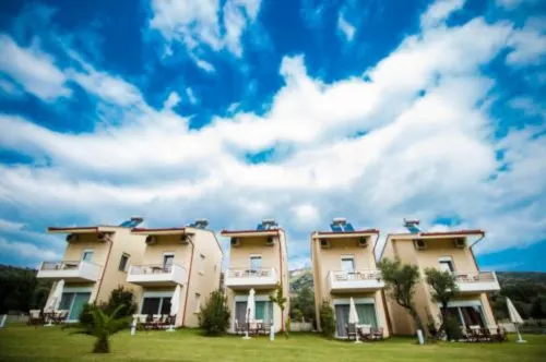 Parea Kalamitsi - Homestays