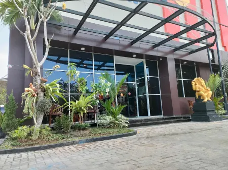 Golden Ganesha Hotel Yogyakarta by Ecommerceloka Отели в г. Bantul Regency
