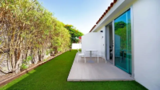 Seven Hotel & Wellness - Gay Men Only