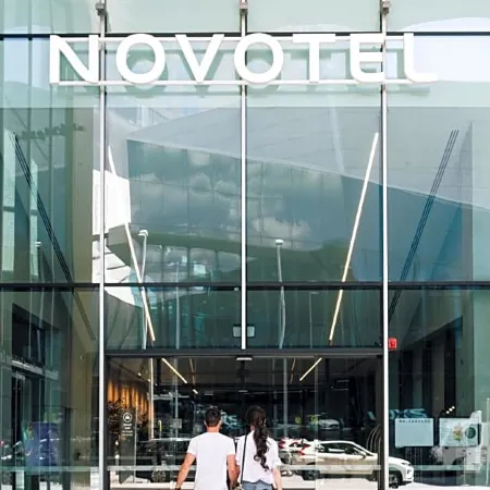 Novotel Melbourne South Wharf Отели рядом с достопримечательностью «Пристань для яхт «Е»»