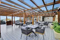 Radisson Blu Resort Dharamshala - breakfast