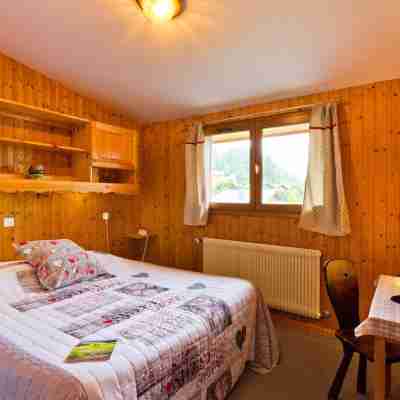 Logis Hôtel la Boule de Neige Rooms