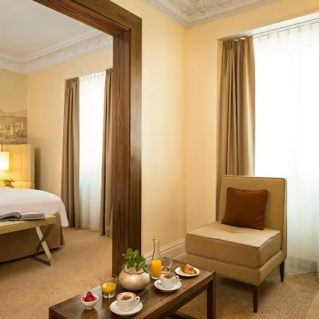 Renaissance Lucerne Hotel