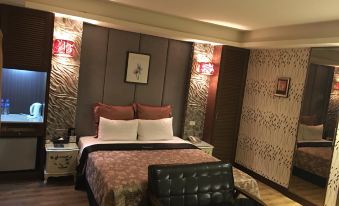 Discovery Motel - Tucheng