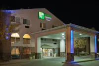 Holiday Inn Express & Suites Pierre-Fort Pierre