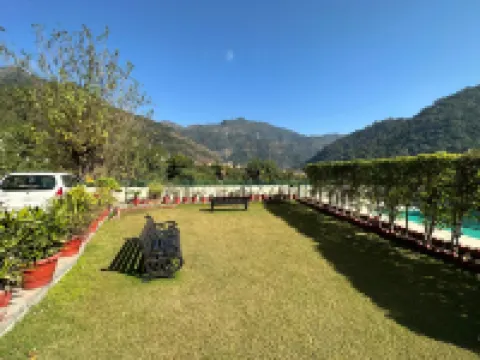 Hotel Dewa Retreat- A Himalayan Boutique Hotel Hotels in Pauri Garhwal