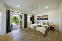 Ocean Vida Beach and Dive Resort - balcony