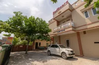 RedDoorz Syariah @ Jalan Pangeran Antasari 4 Hotel di Jagabaya III