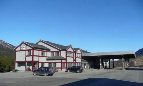 Dovre Motell - Motels
