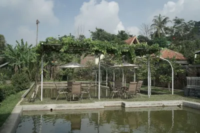 Villa Pandawa Cimenyan Hotel dekat Masjid Al-Muhajirin RW.04 Kelurahan Rancaekek Kencana