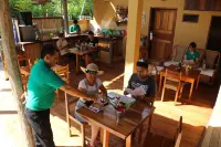 Canto del Río Lodge Hotele w: 