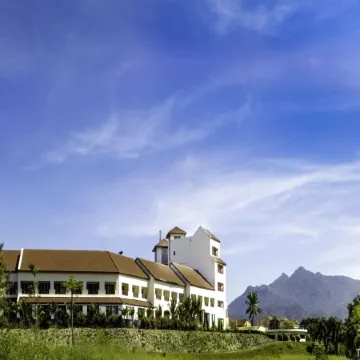 Sir James Resort