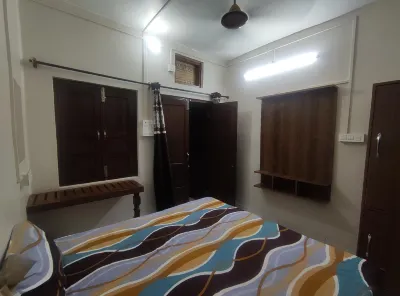 Himalaya Inn Guest House Hotel in zona Adda Park-2
