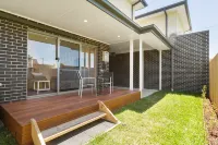 Rosewater Townhouses Dromana Hotels in Mornington