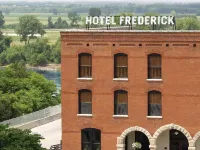 Hotel Frederick Hotels in Boonville