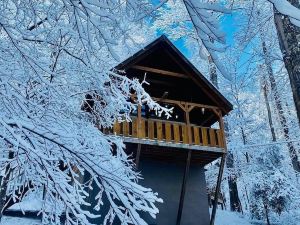 Blessed Nest 1臥室小木屋，由RedAwning經營