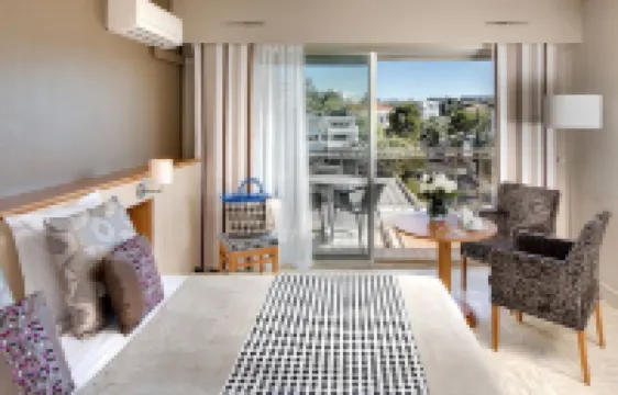 ザ オリジナルズ ブティック オテル レ ストレリチアス アンティーブ ジュアン レパン