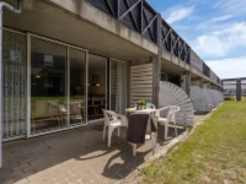 "Ama" - 100m from the Sea